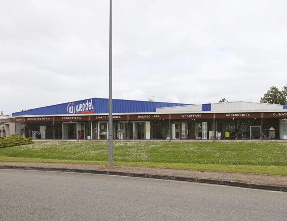 Devanture magasin Wendel Agen