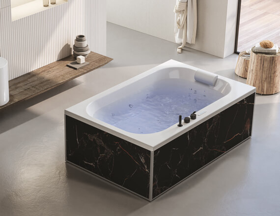 Baignoire balneo avec système de massage silencieux pour salle de bain